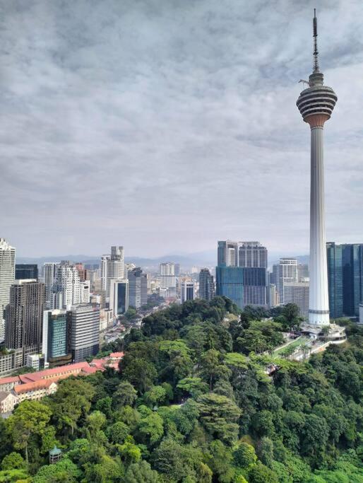 Klcc Towerviewsty5Pax At Ceylonzsuites 吉隆坡 外观 照片